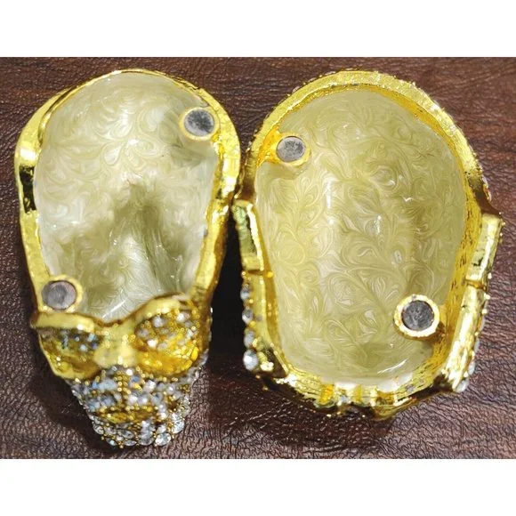 Golden Skull Trinket Jewelry Box with Stunning Rhinestone? Appx 2.75x2x2.5
